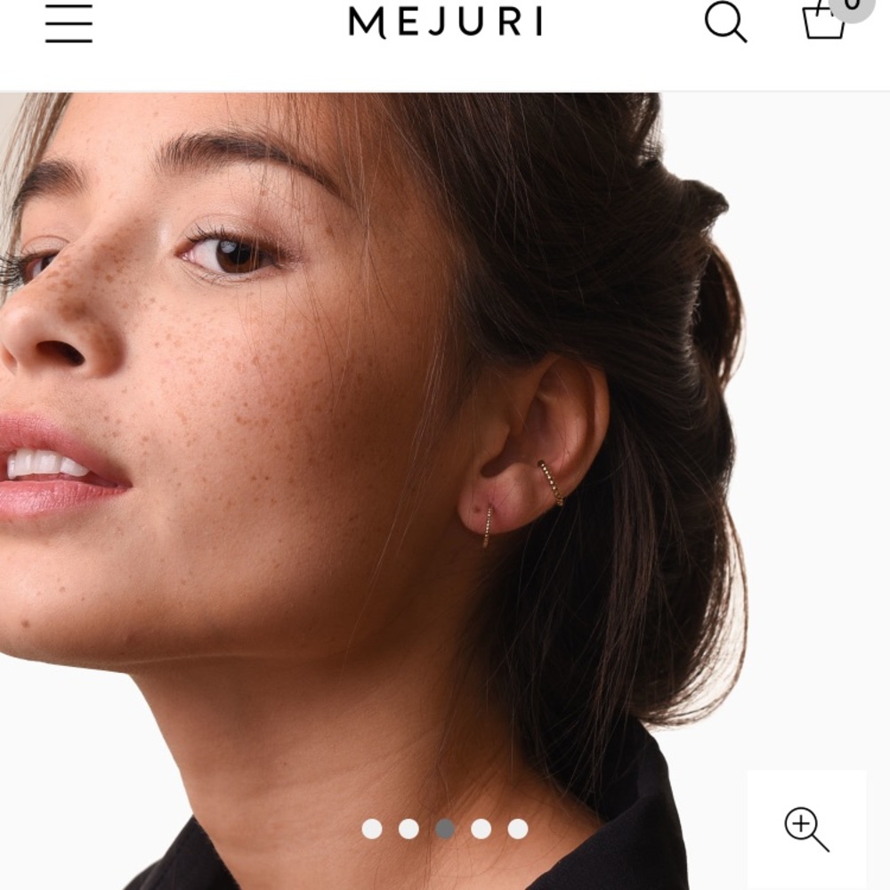 Ear cuff ... cute with studs